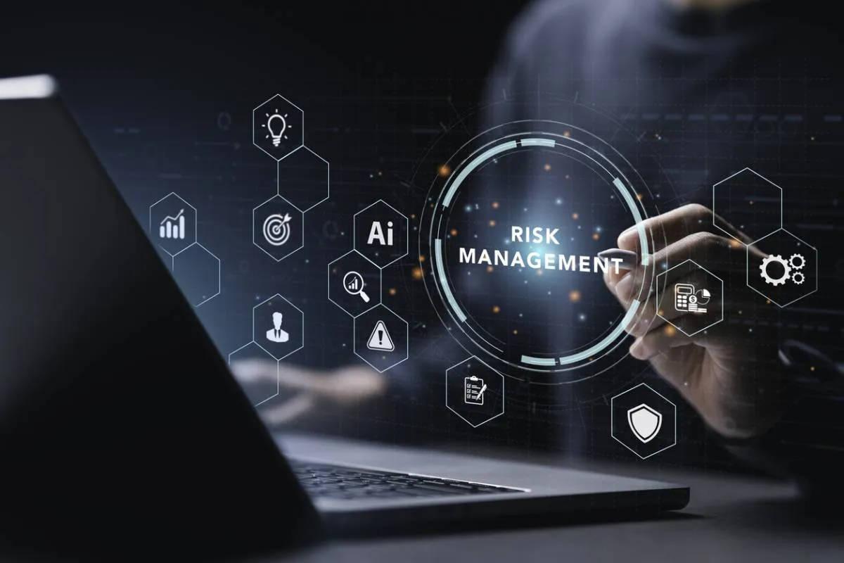 Gestion des risques numériques avec intelligence artificielle.